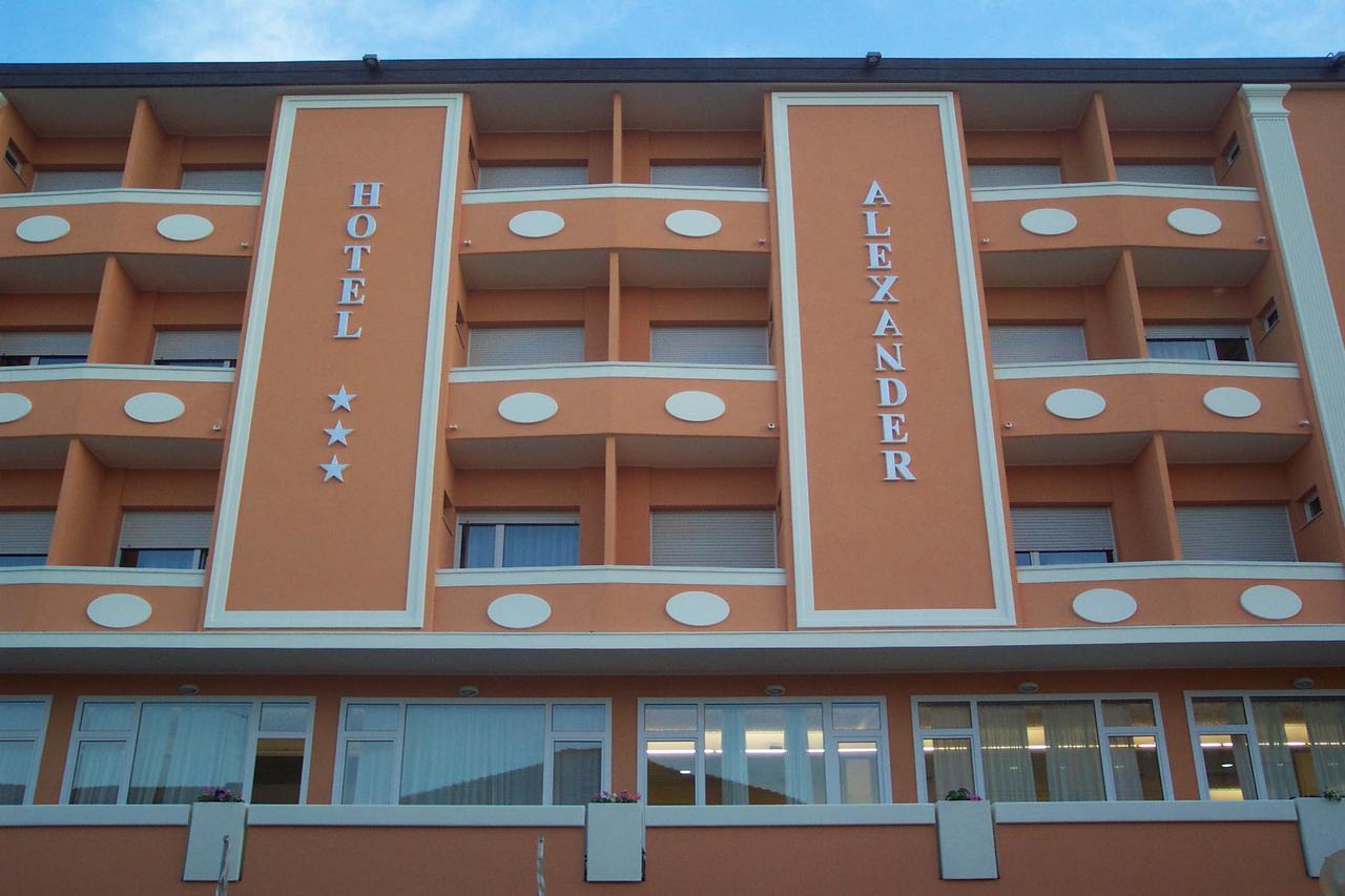 Hotel Alexander Resort Rímini Exterior foto